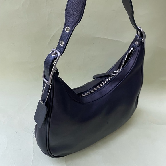 Vintage black/silver Coach leather shoulder bag - Picture 13 of 14